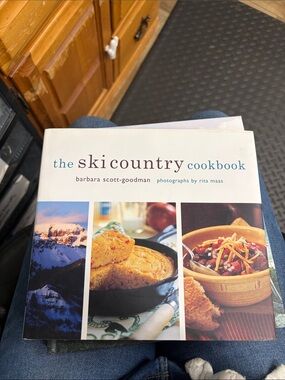THE SKI COUNTRY COOKBOOK by Barbara Scott-Goodman Rare Hardback